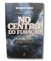 No Centro do Furacão