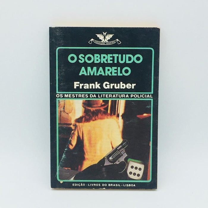 O sobretudo amarelo (nº547) - Stuff Out